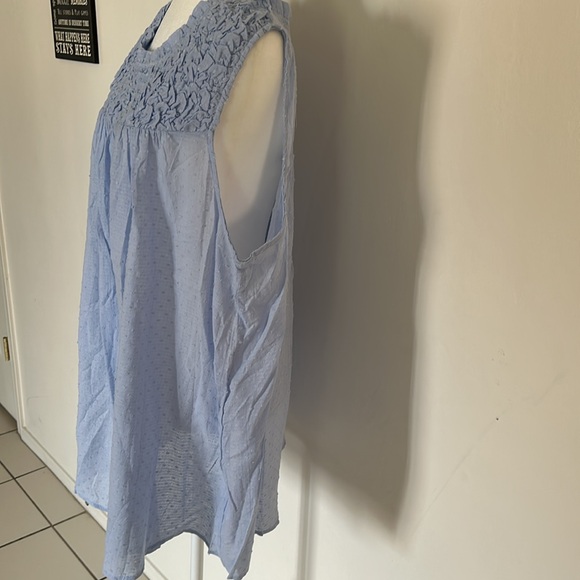 NWT Davi & Dani Clip Dot Sleeveless Blouse - Picture 4 of 6